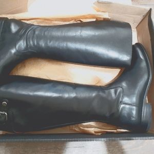 Frye Jaden Buckle Back Zip in black